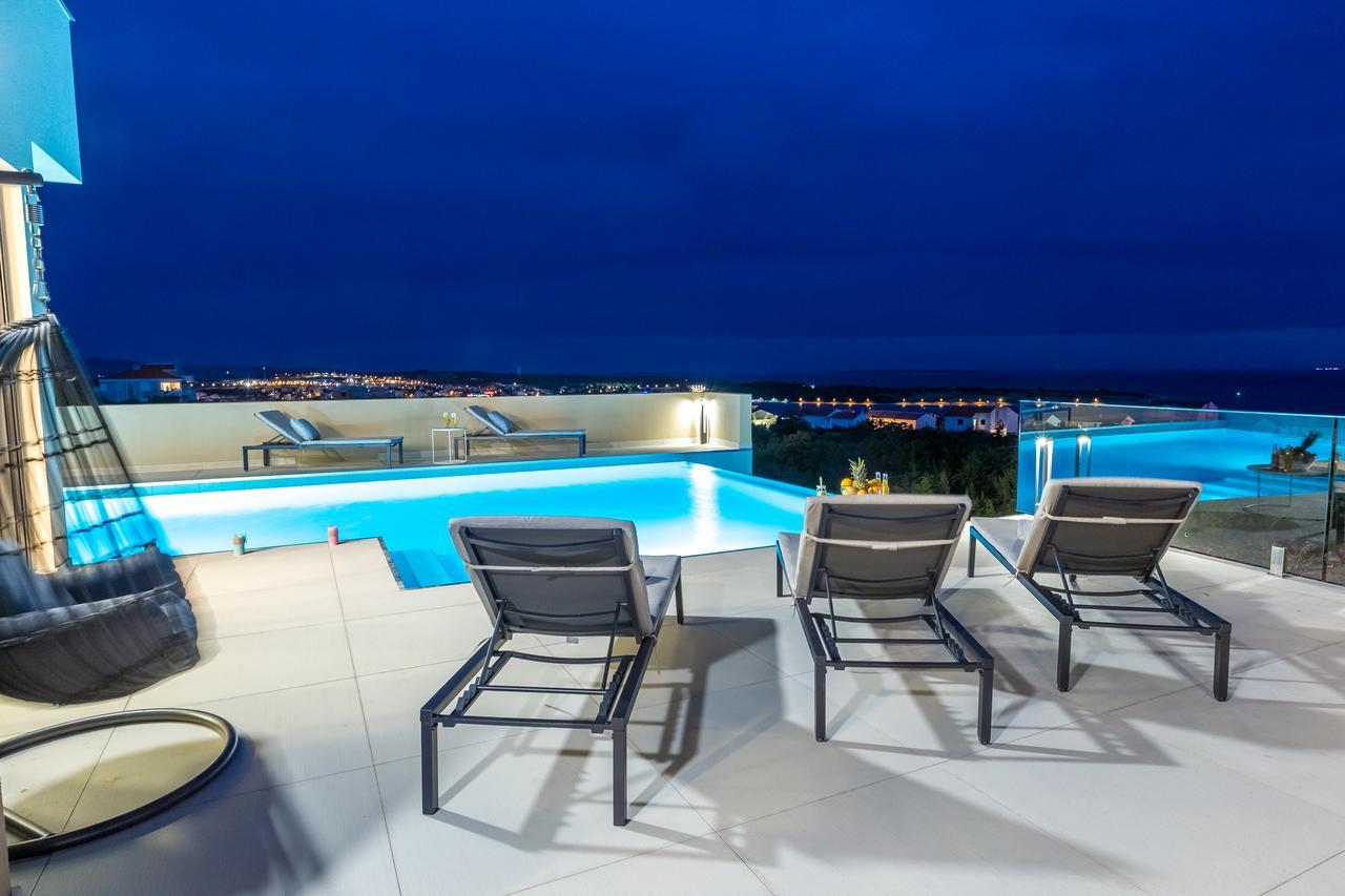 Villa Sara - Private Infinity Pool Novalja Ngoại thất bức ảnh