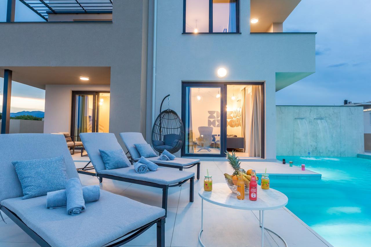 Villa Sara - Private Infinity Pool Novalja Ngoại thất bức ảnh